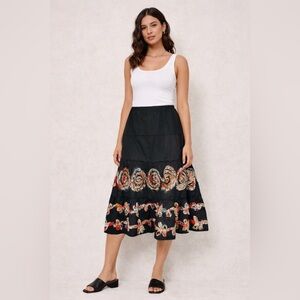 Vintage Life Style Woman Plus Size 2X Boho Tiered Black Skirt Ribbon Floral